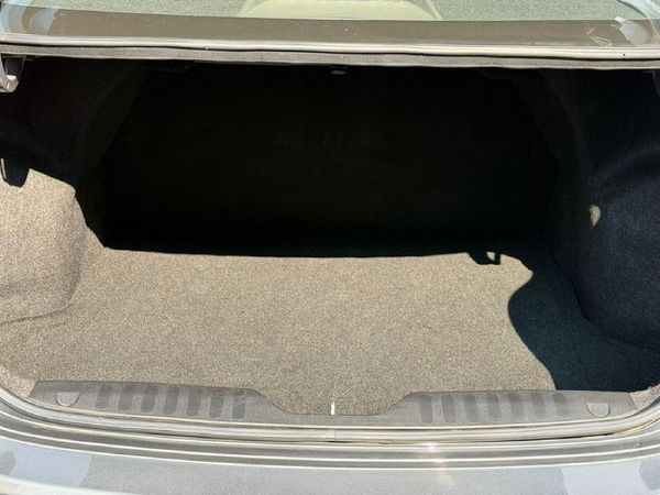 2025-Suzuki-Ciaz-15-GL-Auto image:12