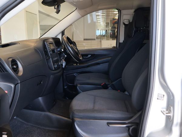 2021-Mercedes-Benz-Vito-116-22-CDI-Tourer-Pro image:13