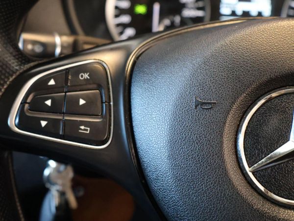 2021-Mercedes-Benz-Vito-116-22-CDI-Tourer-Pro image:19