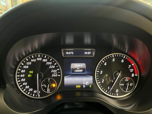 2014-Mercedes-Benz-A-Class-A-200-BE-Auto image:10