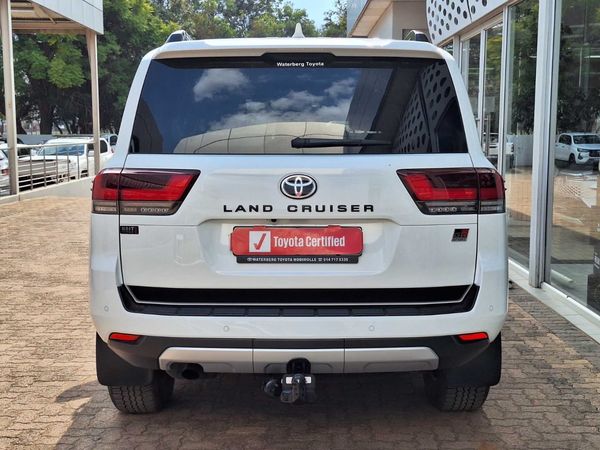 2025-Toyota-Land-Cruiser-300-V6-33D-GR-S image:5