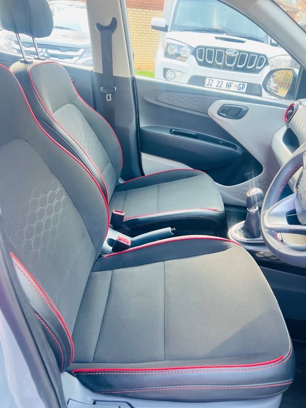 2024-Hyundai-Grand-i10-12-Fluid-Sedan image:9