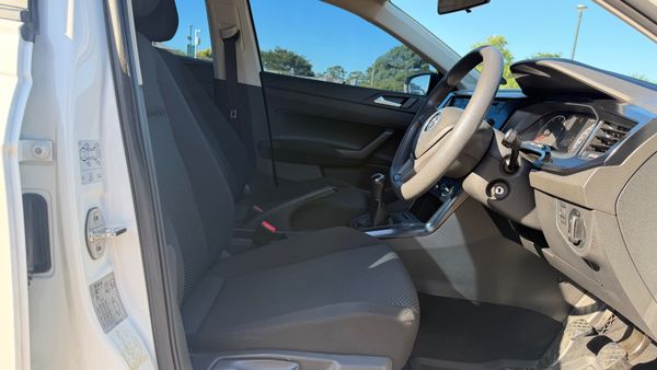 2021-Volkswagen-Polo-10-TSI-Trendline image:11