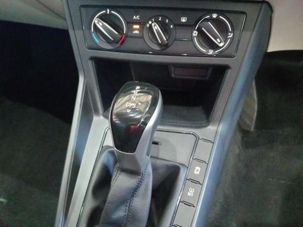 2024-Volkswagen-Polo-16-Classic-Auto image:17