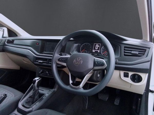 2024-Volkswagen-Polo-16-Classic-Auto image:8