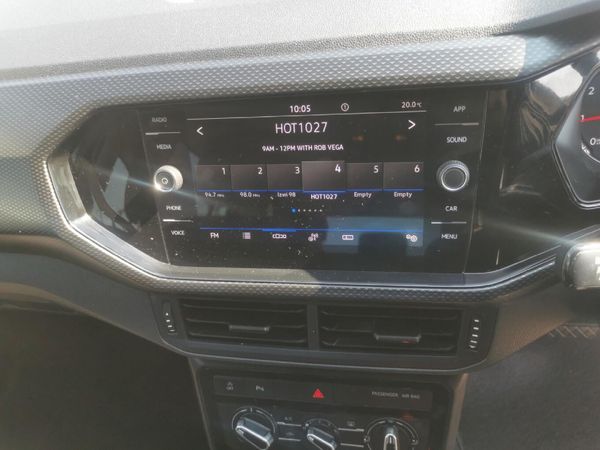 2022-Volkswagen-T-Cross-10-TSI-Comfortline-Auto image:11
