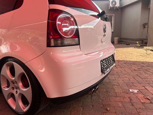 2012-Volkswagen-Polo-Vivo-Polo-Gt image:10