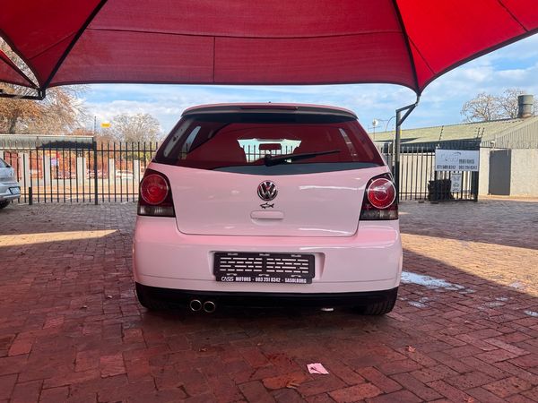2012-Volkswagen-Polo-Vivo-Polo-Gt image:5