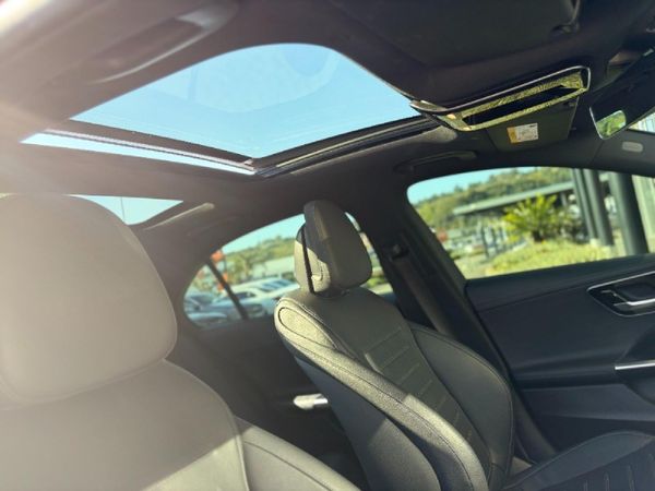 2022-Mercedes-Benz-C-Class-C-200-Auto image:8