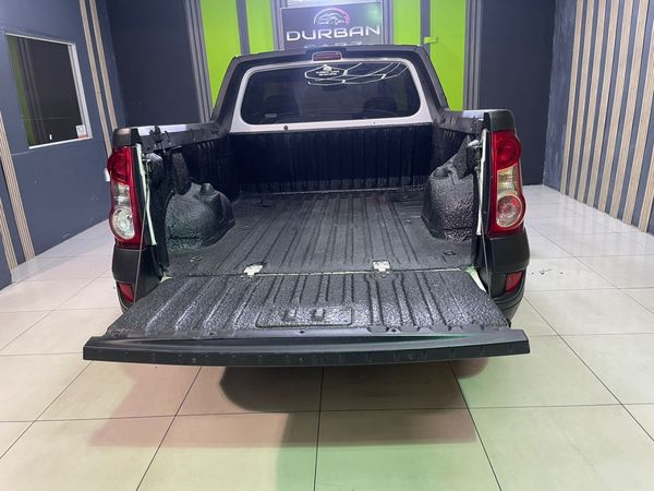 2023-Nissan-NP200-16 image:9
