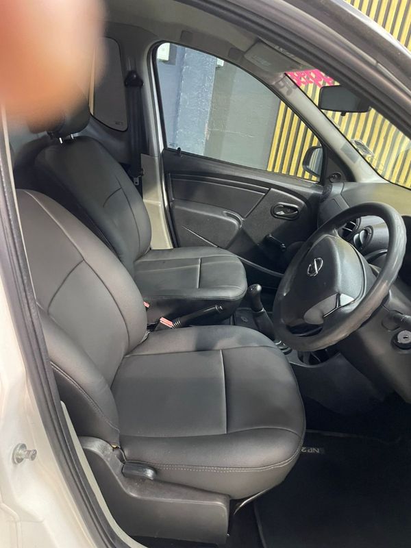 2023-Nissan-NP200-16 image:17
