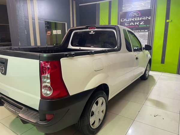 2023-Nissan-NP200-16 image:2