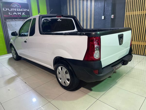 2023-Nissan-NP200-16 image:3