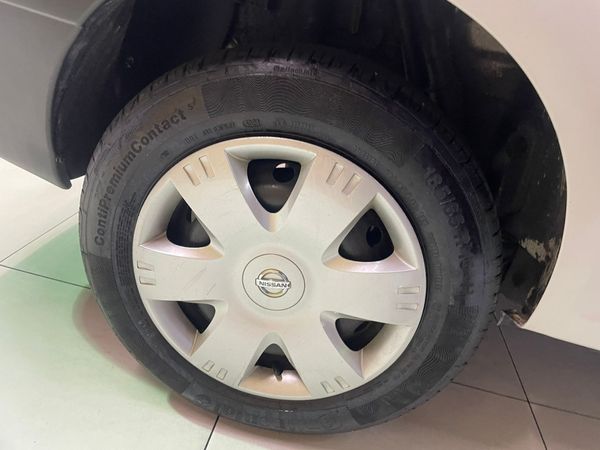 2023-Nissan-NP200-16 image:6