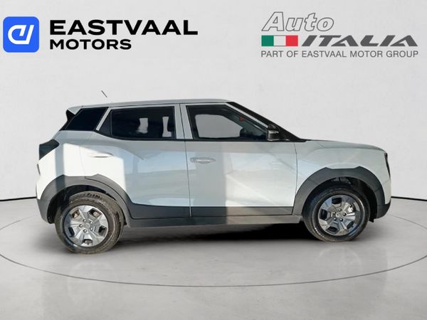 2026-Mahindra-XUV-3XO-12T-MX2-Auto image:7