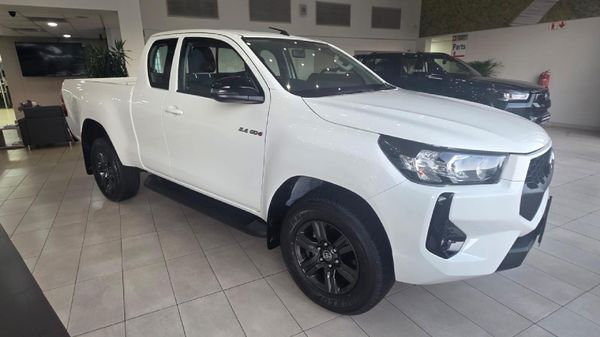2026-Toyota-Hilux-24-GD-6-Raised-Body-Raider-Extended-Cab image:3
