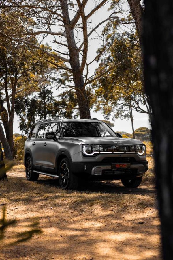 2026-BAIC-B30-e-15T-HEV-Premium-Adventure-4x4-DHT image:1