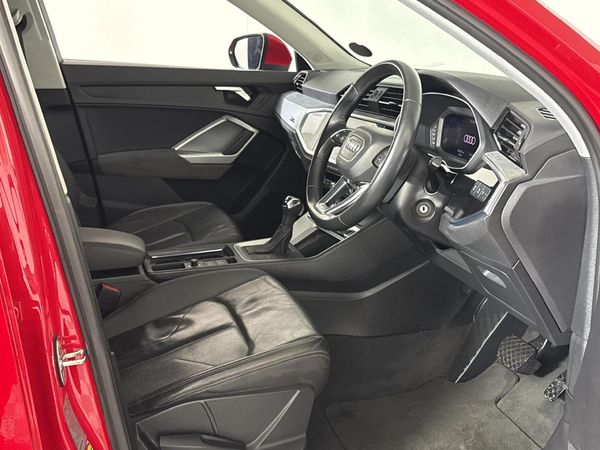 2019-Audi-Q3-14-TFSI-S-Line-35-TFSI image:9