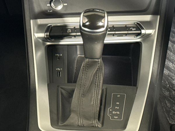 2019-Audi-Q3-14-TFSI-S-Line-35-TFSI image:10
