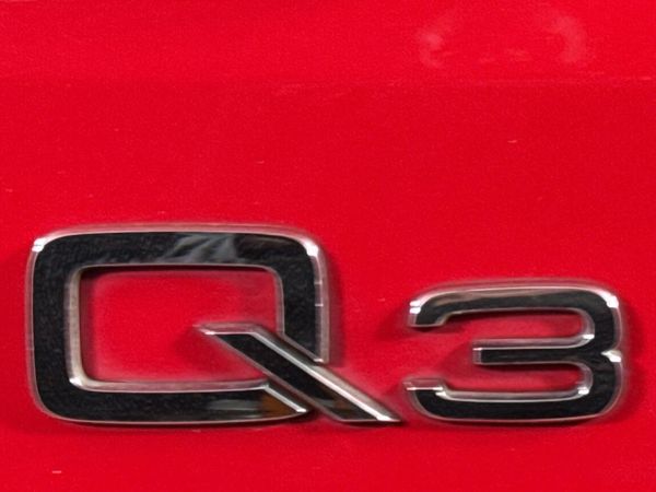 2019-Audi-Q3-14-TFSI-S-Line-35-TFSI image:11