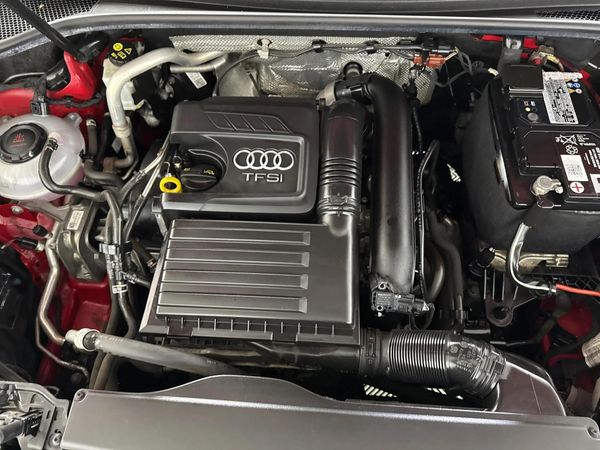 2019-Audi-Q3-14-TFSI-S-Line-35-TFSI image:13