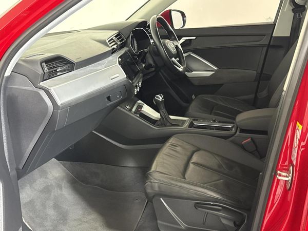 2019-Audi-Q3-14-TFSI-S-Line-35-TFSI image:8