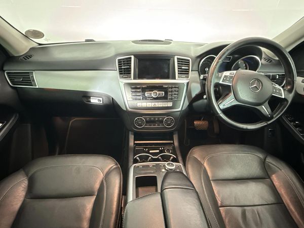 2015-Mercedes-Benz-ML-350-Bluetec image:1