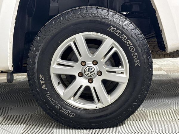 2015-Volkswagen-Amarok-20-BiTDI-Highline-132kW-4Motion-Double-Cab image:5