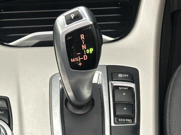 2017-BMW-X3-xDrive20d-Auto image:10