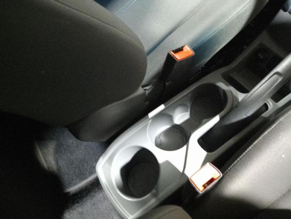 2016-Ford-EcoSport-15-TiVCT-Ambiente image:24