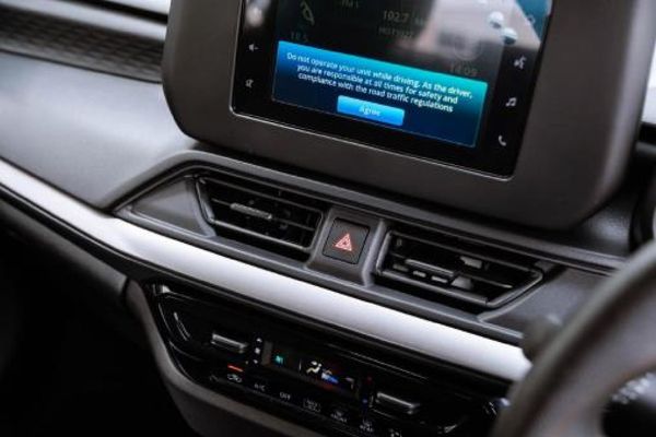 2025-Suzuki-Swift-12-GL image:6