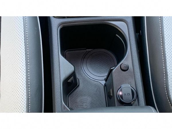 2026-Volkswagen-Golf-14-TSI-R-Line-Auto-110kw image:12