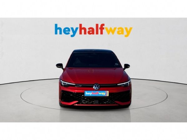 2026-Volkswagen-Golf-14-TSI-R-Line-Auto-110kw image:1