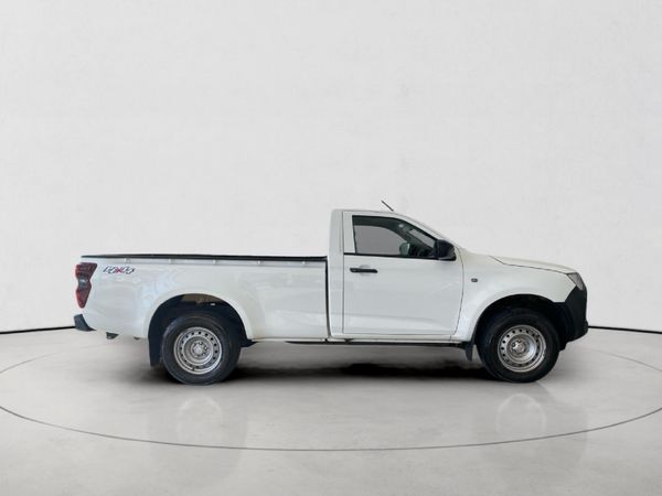 2025-Isuzu-D-Max-19-DDI-HR-L-4x4-Single-Cab image:2