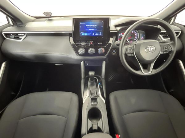 2025-Toyota-Corolla-Cross-18-XI image:1
