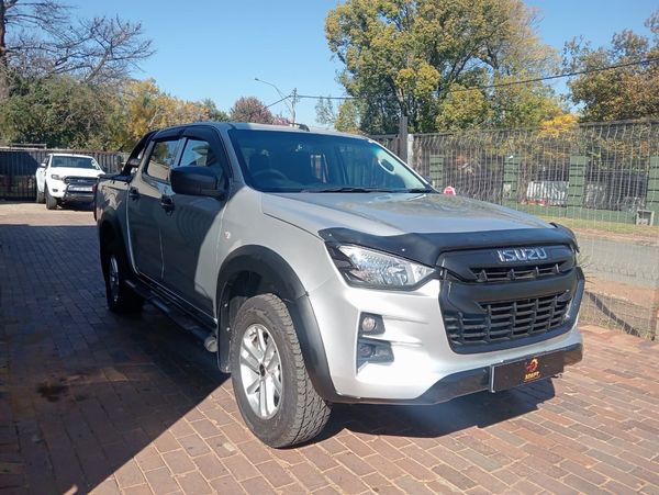 2023-Isuzu-D-Max-19-DDI-HR-X-Rider-Double-Cab image:2
