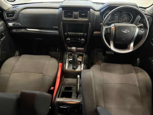 2023-Mahindra-Pik-Up-22-mHawk-S11-Auto-Double-Cab image:9