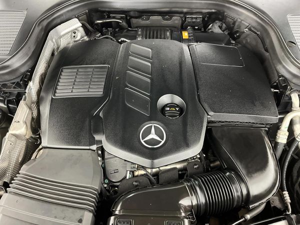 2020-Mercedes-Benz-GLC-Coupe-300d-4Matic image:12