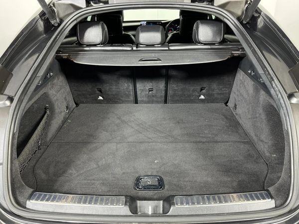 2020-Mercedes-Benz-GLC-Coupe-300d-4Matic image:13