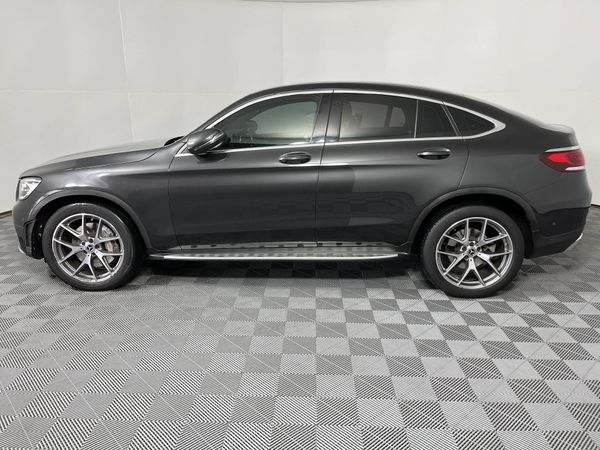 2020-Mercedes-Benz-GLC-Coupe-300d-4Matic image:18