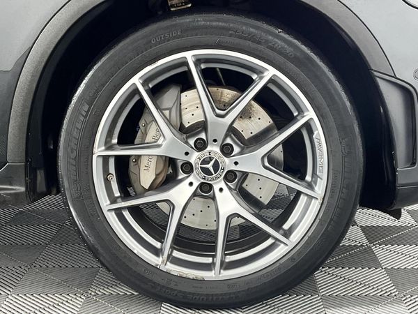 2020-Mercedes-Benz-GLC-Coupe-300d-4Matic image:5