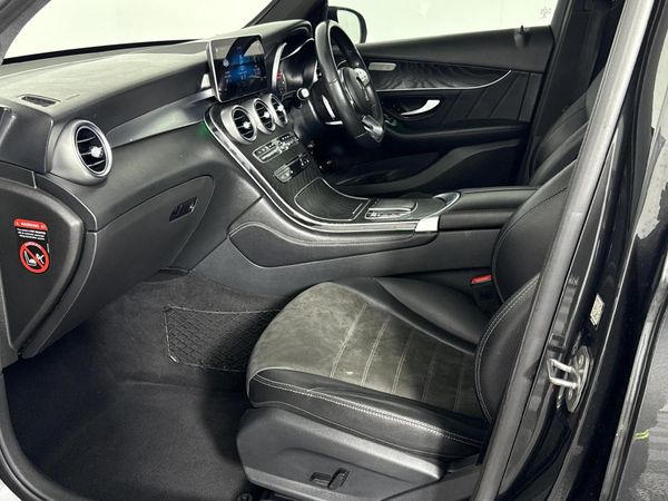 2020-Mercedes-Benz-GLC-Coupe-300d-4Matic image:8