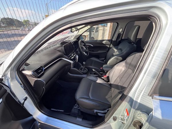 2025-Suzuki-Grand-Vitara-15-GLX image:5