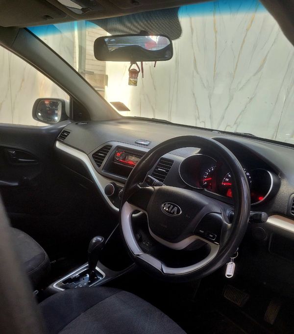 2016-Kia-Picanto-12-LS-Auto image:5
