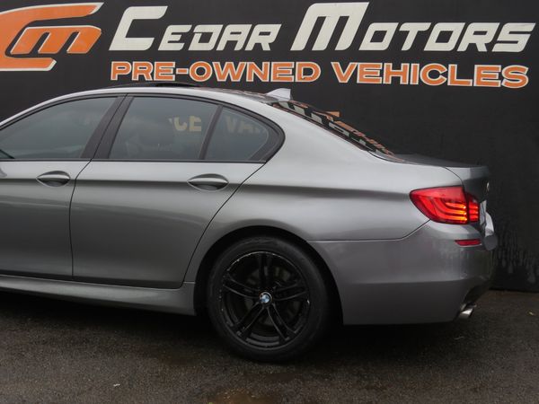 2014-BMW-5-Series-520-i-M-SPORT image:5