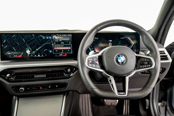 2025-BMW-3-Series-320d-M-Sport-Auto image:6
