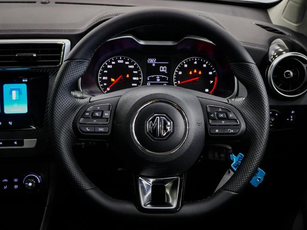 2026-MG-ZS-15-Delux-Auto image:11