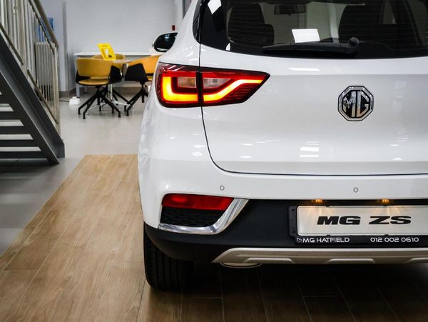 2026-MG-ZS-15-Delux-Auto image:5