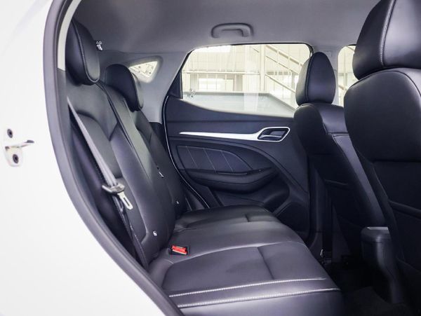 2026-MG-ZS-15-Delux-Auto image:8