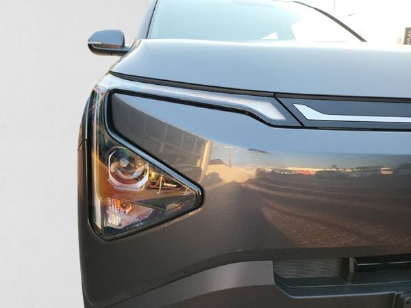 2026-Kia-Carens-15D-LX-Auto image:8